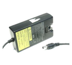 IBM 04H6136 AC Power Supply Charger Adapter IBM 04H6136 AC Power Supply Charger Adapter